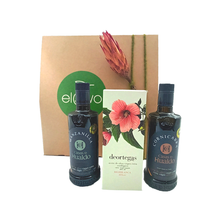 Load image into Gallery viewer, Essence of Spain Gift Box - Set of Premium Extra Virgin Olive Oils (3x500ml)
